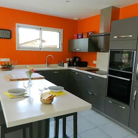 Casa vacanze Maison Avec Piscine Hors Sol 3 Ch 7 Couchages *