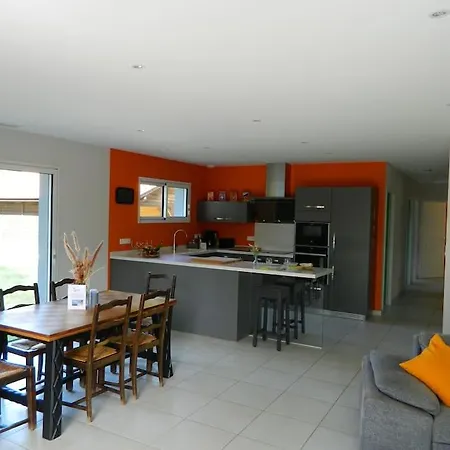 Maison Avec Piscine Hors Sol 3 Ch 7 Couchages Casa vacanze *