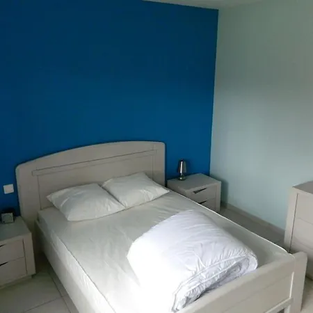 Maison Avec Piscine Hors Sol 3 Ch 7 Couchages * Gastes